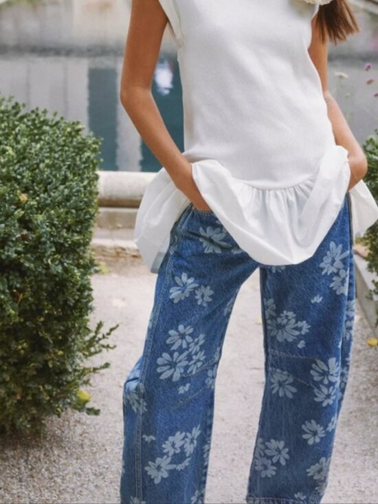 FREE PEOPLE Denim - FREE PEOPLE We The Free Good Luck Printed Barrel Jeans Laser Daisy